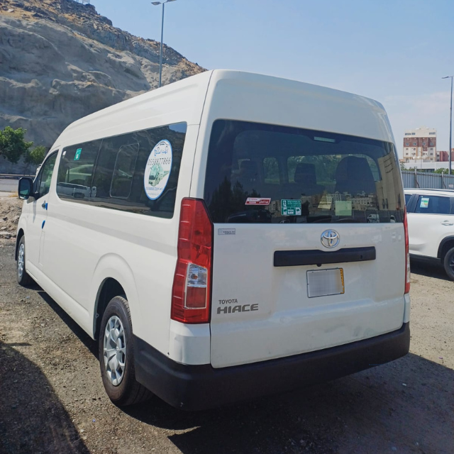 Hiace - Umrah Taxi Online - Best Taxi Service in Jeddah Makkah and Madinah