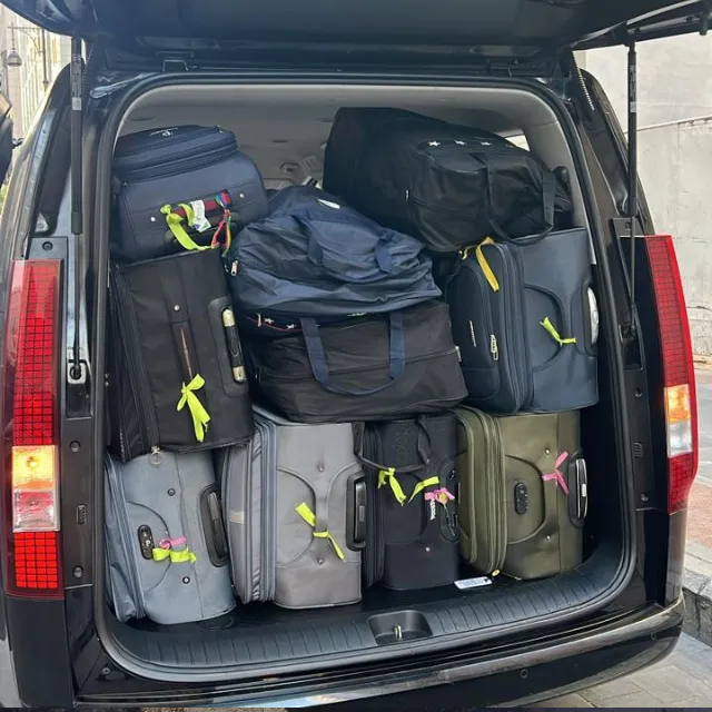 Hyundai Staria - Umrah Taxi Online - 5